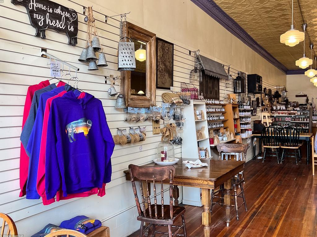 សារៈសំខាន់នៃព្រឹត្តិការណ៍ជាសាធារណៈក្នុងការបង្កើតទំនាក់ទំនងនៅក្នុងសង្គម